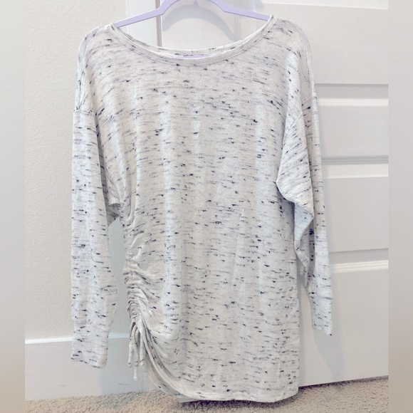 Express long sleeve rouched sweater black and white small - Picture 2 of 5